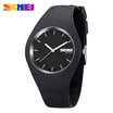 Unisex Casual Design Silicone Band Quartz Wrist Watch