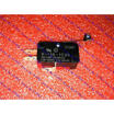 Free shipping 100PCS SILVER CONTACTS high quality switch V-156-1C25 snap action switch