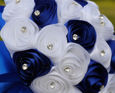 Gobestart Crystal Roses Pearl Bridesmaid Wedding Bouquet Bridal Artificial Silk Flowers BU
Gobestart Crystal Roses Pearl Bridesmaid Wedding Bouquet Bridal Artificial Silk Flowers BU