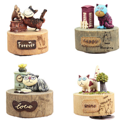 Resin Lovely Cartoon DIY Music Box Home Bedroom Desk Decor Cute Musical Boxes Birthday Valentine Gift