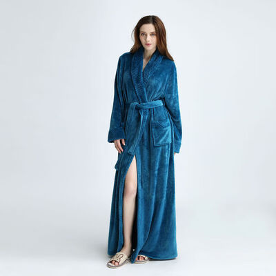 Winter Couple Coral Fleece Bathrobes WomenMen Warm Long Sexy Kimono Bath Robe Plus Size Dressing Gown Bridesmaid Robes Female
Winter Couple Coral Fleece Bathrobes WomenMen Warm Long Sexy Kimono Bath Robe Plus Size Dressing Gown Bridesmaid Robes Female