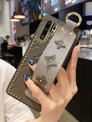 New tide brand wrist bracket for Huawei mate30 mobile phone case MATE30pro Liuding wristband mobile phone case
New tide brand wrist bracket for Huawei mate30 mobile phone case MATE30pro Liuding wristband mobile phone case
