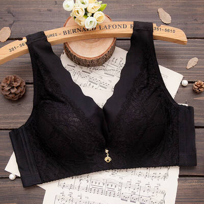 Sexy Lingerie Plus Size Bra Women Fitness Workout Crop Top Seamless Wireless Padded Bra Push Up Wide Strap Lace Bra Female
Sexy Lingerie Plus Size Bra Women Fitness Workout Crop Top Seamless Wireless Padded Bra Push Up Wide Strap Lace Bra Female