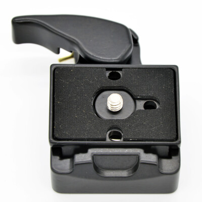 Camera 323 Quick Release Clamp Adapter Quick Release Plate Compatible for Manfrotto 200PL-14 Compat Plate
Camera 323 Quick Release Clamp Adapter Quick Release Plate Compatible for Manfrotto 200PL-14 Compat Plate