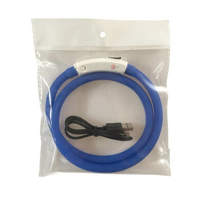 Luminous Pet Collar With LED Light USB Charging Silicone Strobe Collar Cut To Resize Night Safety Warning For Dog
Luminous Pet Collar With LED Light USB Charging Silicone Strobe Collar Cut To Resize Night Safety Warning For Dog
