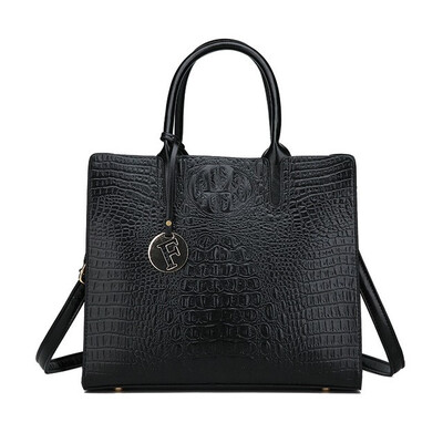 New Alligator 2019 high quality PU Leather Women handBag Fashion big Women Messenger Bag lady Shoulder Bag
New Alligator 2019 high quality PU Leather Women handBag Fashion big Women Messenger Bag lady Shoulder Bag