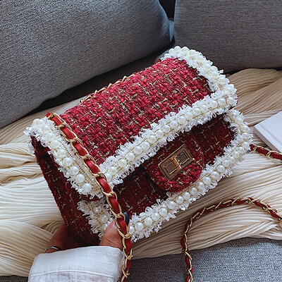 The net red small bag female 2019 autumn new tide Korean version wild messenger bag chain fashion small square bag
The net red small bag female 2019 autumn new tide Korean version wild messenger bag chain fashion small square bag