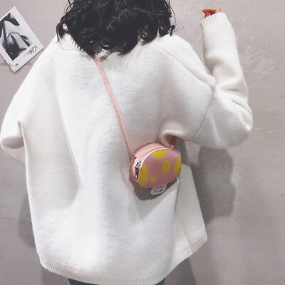 Small bag female 2019 new cartoon cute mushroom mini purse Japanese soft sister girl shoulder Messenger bag
Small bag female 2019 new cartoon cute mushroom mini purse Japanese soft sister girl shoulder Messenger bag