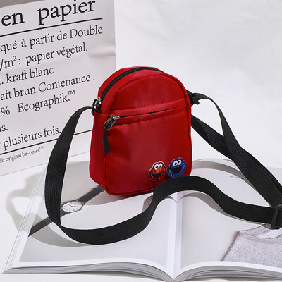 Chic childlike bag female 2019 new Korean version of the casual mini mobile phone bag cartoon cute shoulder Messenger bag
Chic childlike bag female 2019 new Korean version of the casual mini mobile phone bag cartoon cute shoulder Messenger bag