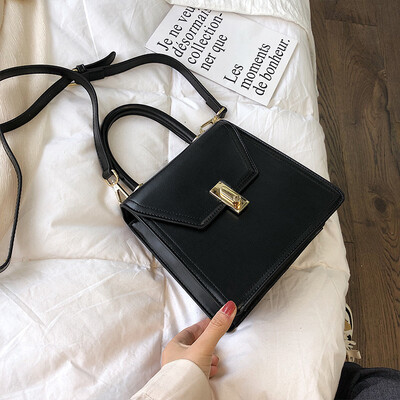 Summer new style of small texture bag female 2019 new wave Korean version of the wild single shoulder slung portable small square bag
Summer new style of small texture bag female 2019 new wave Korean version of the wild single shoulder slung portable small square bag