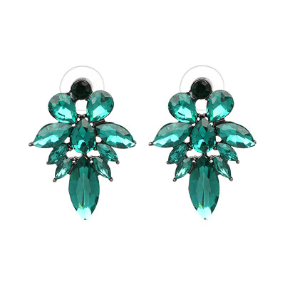 Hot 2019 Luxury Retro Crystal Stud Earrings with opal Stone Women Christmas Birthday Gift Simple Sweety Jewelry J50060
Hot 2019 Luxury Retro Crystal Stud Earrings with opal Stone Women Christmas Birthday Gift Simple Sweety Jewelry J50060
