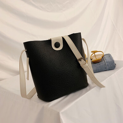 Ins super fire pack French small bag handbag 2019 new wave Korean version of the wild Messenger bag fashion bucket bag
Ins super fire pack French small bag handbag 2019 new wave Korean version of the wild Messenger bag fashion bucket bag