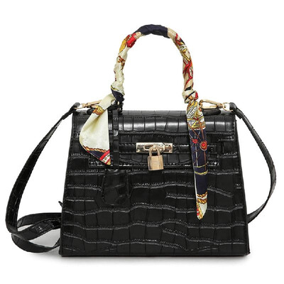 Europe Fashion Women PU Handbag Crocodile Pattern Ribbon Handle Lock Tote Shoulder Messenger Bag BlackDark Green
Europe Fashion Women PU Handbag Crocodile Pattern Ribbon Handle Lock Tote Shoulder Messenger Bag BlackDark Green