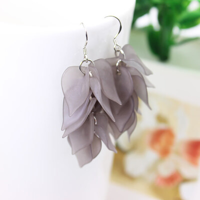 2019 summer style new fashion brand acrylic leaves long drop earrings candy color gift earrings
2019 summer style new fashion brand acrylic leaves long drop earrings candy color gift earrings