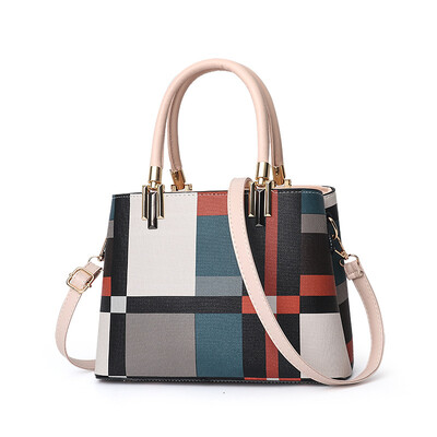 Ladies bag 2019 new European&American fashion handbags womens big bag elegant shoulder bag Messenger bag
Ladies bag 2019 new European&American fashion handbags womens big bag elegant shoulder bag Messenger bag