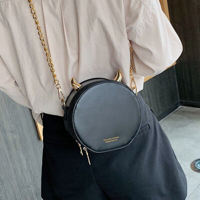New small bag summer small round bag French small chain bag handbags new 2019ins foreign gas Messenger bag
New small bag summer small round bag French small chain bag handbags new 2019ins foreign gas Messenger bag