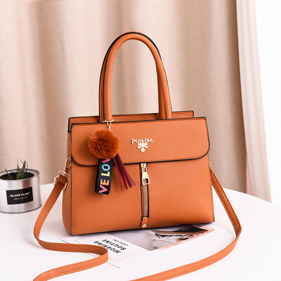 2019 new European&American fashion new ladies bag large capacity PU leather simple shoulder bag handbag
2019 new European&American fashion new ladies bag large capacity PU leather simple shoulder bag handbag