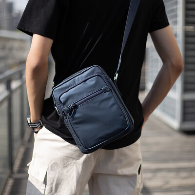 Trendy single shoulder bag mens leisure shoulder bag mans bag canvas hand-held postmans bag backpack
Trendy single shoulder bag mens leisure shoulder bag mans bag canvas hand-held postmans bag backpack