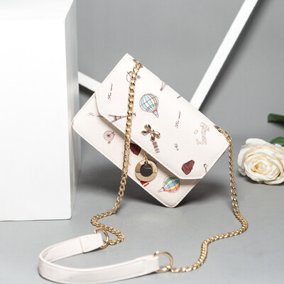 Summer inssen single-shouldered girl bags 2019 Korean version of girls straddle chain bags students
Summer inssen single-shouldered girl bags 2019 Korean version of girls straddle chain bags students