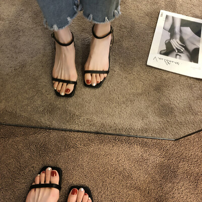 Lady Fairy Wind Student Summer Fashion ins Tide Open-toed Coarse-heeled High-heeled Shoes
Lady Fairy Wind Student Summer Fashion ins Tide Open-toed Coarse-heeled High-heeled Shoes