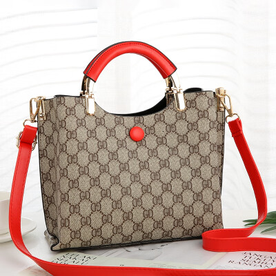 Baggage womens new fashion mother Baggage Baitie one shoulder slanting ladys handbag middle-aged ladys bag big bag
Baggage womens new fashion mother Baggage Baitie one shoulder slanting ladys handbag middle-aged ladys bag big bag