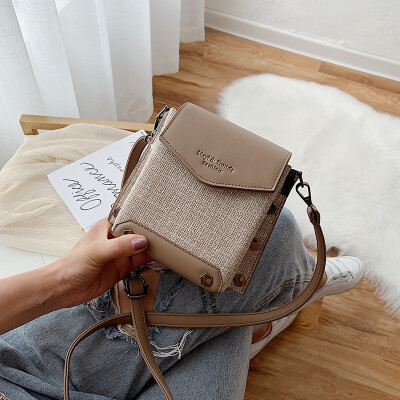Net red pouch handbag 2019 new wave fashion wild shoulder bag summer small fresh air ins messenger bag
Net red pouch handbag 2019 new wave fashion wild shoulder bag summer small fresh air ins messenger bag