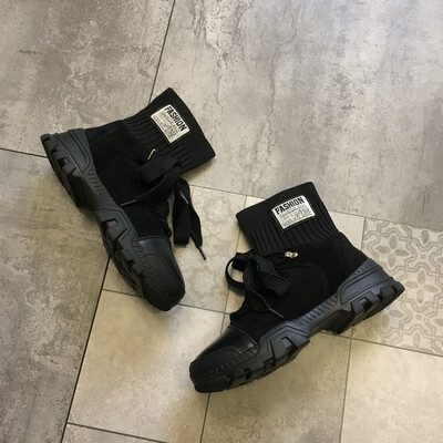 Elastic knitted sock boots autumn British style thick bottom boots breathable handsome Martin boots
Elastic knitted sock boots autumn British style thick bottom boots breathable handsome Martin boots