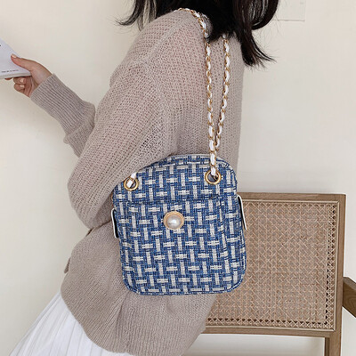 Foreign mini mini bag popular female bag new 2019 fashion woolen chain bag wild ins messenger bag
Foreign mini mini bag popular female bag new 2019 fashion woolen chain bag wild ins messenger bag
