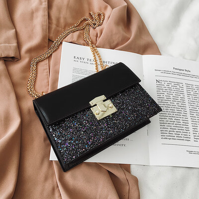 Bag female 2019 new Korean fashion gas sequins lock buckle wild texture chain shoulder slung small square bag
Bag female 2019 new Korean fashion gas sequins lock buckle wild texture chain shoulder slung small square bag