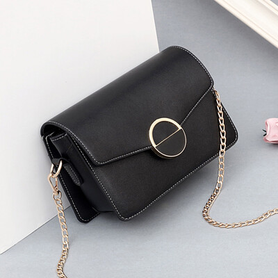 Korean version of the small square package Korean version of the round lock small bag chain slung shoulder bag
Korean version of the small square package Korean version of the round lock small bag chain slung shoulder bag