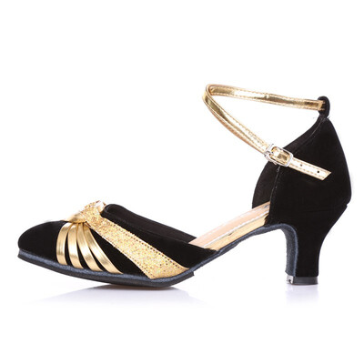 YAGEYAN adult Latin dance shoes breathable buckle with ladies square dance dance shoes dancing shoes 4233
YAGEYAN adult Latin dance shoes breathable buckle with ladies square dance dance shoes dancing shoes 4233