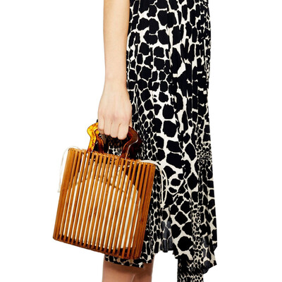 Bamboo Square Women Handbag Female Brand Designer Woven Bag Fashion Beach Hand Bag Simple Acrylic Handle Women Tote Bag
Bamboo Square Women Handbag Female Brand Designer Woven Bag Fashion Beach Hand Bag Simple Acrylic Handle Women Tote Bag