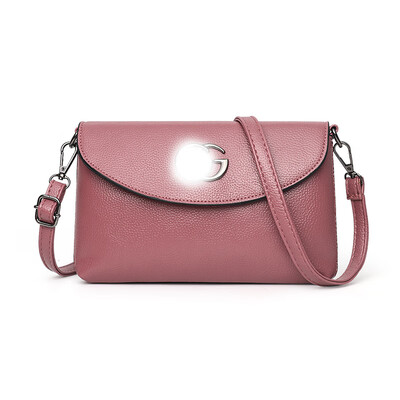Bag female 2019 new wave Korean version of the wild Messenger bag chain bag PU leather small female bag shoulder bag personality fashion
Bag female 2019 new wave Korean version of the wild Messenger bag chain bag PU leather small female bag shoulder bag personality fashion