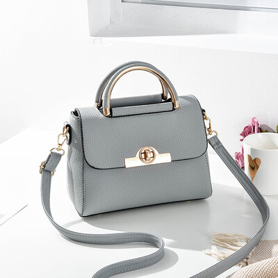 Fashionable handbag of Korean version in spring style simple handbag with one shoulder&one shoulder
Fashionable handbag of Korean version in spring style simple handbag with one shoulder&one shoulder