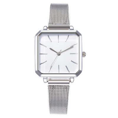 Explosion models ladies alloy steel belt quartz watch square shell mesh with Roman scale wrist watch
Explosion models ladies alloy steel belt quartz watch square shell mesh with Roman scale wrist watch