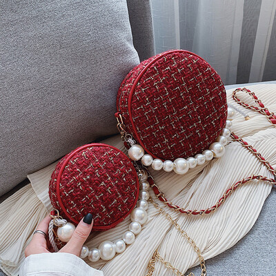 Korean version of the small bag 2019 new fashion pearl hand bag small round bag one shoulder bag
Korean version of the small bag 2019 new fashion pearl hand bag small round bag one shoulder bag