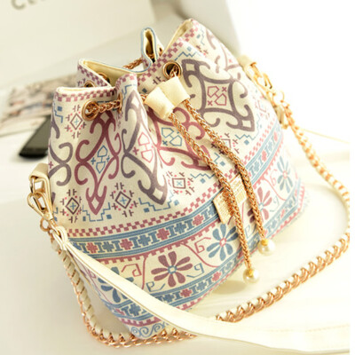 Vintage Small Crossbody Bags for Women Mini Messenger Bags Chain Fashion Shoulder Bags
Vintage Small Crossbody Bags for Women Mini Messenger Bags Chain Fashion Shoulder Bags