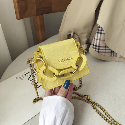 2019 new texture fashion casual chain Messenger bag female retro personality ring wild stone pattern shoulder bag 
2019 new texture fashion casual chain Messenger bag female retro personality ring wild stone pattern shoulder bag