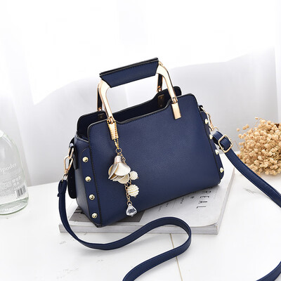 Ladies bag casual new handbag Korean version of the shoulder bag wild Messenger bag
Ladies bag casual new handbag Korean version of the shoulder bag wild Messenger bag