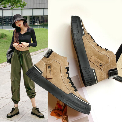 High-top shoes womens autumn new students wild flat-bottom lace leather Korean womens shoes a ge
High-top shoes womens autumn new students wild flat-bottom lace leather Korean womens shoes a ge