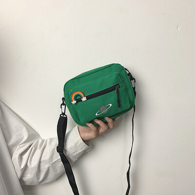 2019 new cartoon planet canvas small square bag temperament fashion chic Messenger bag female simple wild shoulder bag
2019 new cartoon planet canvas small square bag temperament fashion chic Messenger bag female simple wild shoulder bag