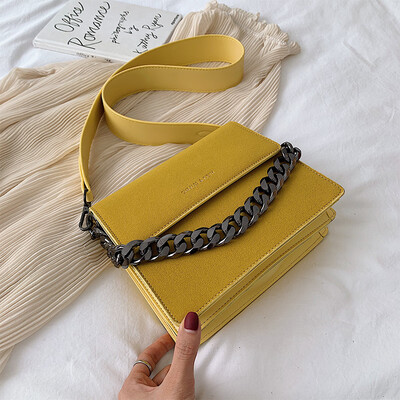 New small square bag female 2019 new wave fashion retro matte Korean version of the wild Messenger bag ins super fire package
New small square bag female 2019 new wave fashion retro matte Korean version of the wild Messenger bag ins super fire package