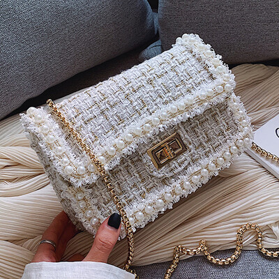 The net red small bag female 2019 autumn new tide Korean version wild messenger bag chain fashion small square bag
The net red small bag female 2019 autumn new tide Korean version wild messenger bag chain fashion small square bag