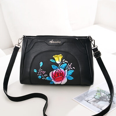 10 pieces from the batch middle-aged female bag mother bag new embossed bag lady simple shoulder Messenger bag small bag
10 pieces from the batch middle-aged female bag mother bag new embossed bag lady simple shoulder Messenger bag small bag