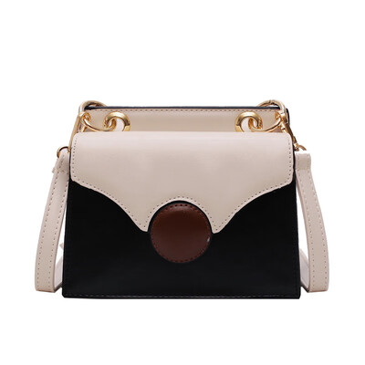 Contrast snake head small bag female 2019 new stitching small square bag fashion chain diagonal package
Contrast snake head small bag female 2019 new stitching small square bag fashion chain diagonal package