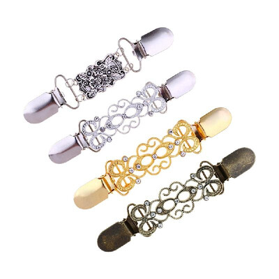 4Pcs Sweater Shawl Clips Set Retro Cardigan Collar Clips Antique Flower Pattern for Women Girls
4Pcs Sweater Shawl Clips Set Retro Cardigan Collar Clips Antique Flower Pattern for Women Girls