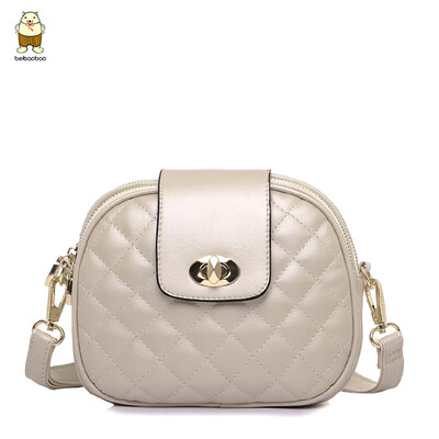 On the new small bag girl 2019 new messenger bag fashion Joker student Lingge shoulder bag
On the new small bag girl 2019 new messenger bag fashion Joker student Lingge shoulder bag