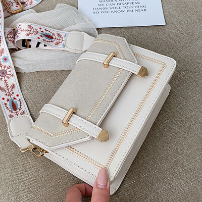 Bag woman 2019 summer new style Korean version fashion simple solid color belt buckle decoration single shoulder slanting womens
Bag woman 2019 summer new style Korean version fashion simple solid color belt buckle decoration single shoulder slanting womens