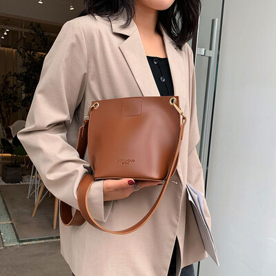 Foreign air small bag female 2019 new wave Korean version of the wild texture Messenger bag retro fashion shoulder bag bucket bag
Foreign air small bag female 2019 new wave Korean version of the wild texture Messenger bag retro fashion shoulder bag bucket bag