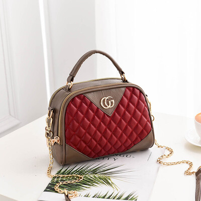 New small bag female bag 2019 new wild portable fashion ladies shoulder Messenger bag Korean version of the tide
New small bag female bag 2019 new wild portable fashion ladies shoulder Messenger bag Korean version of the tide